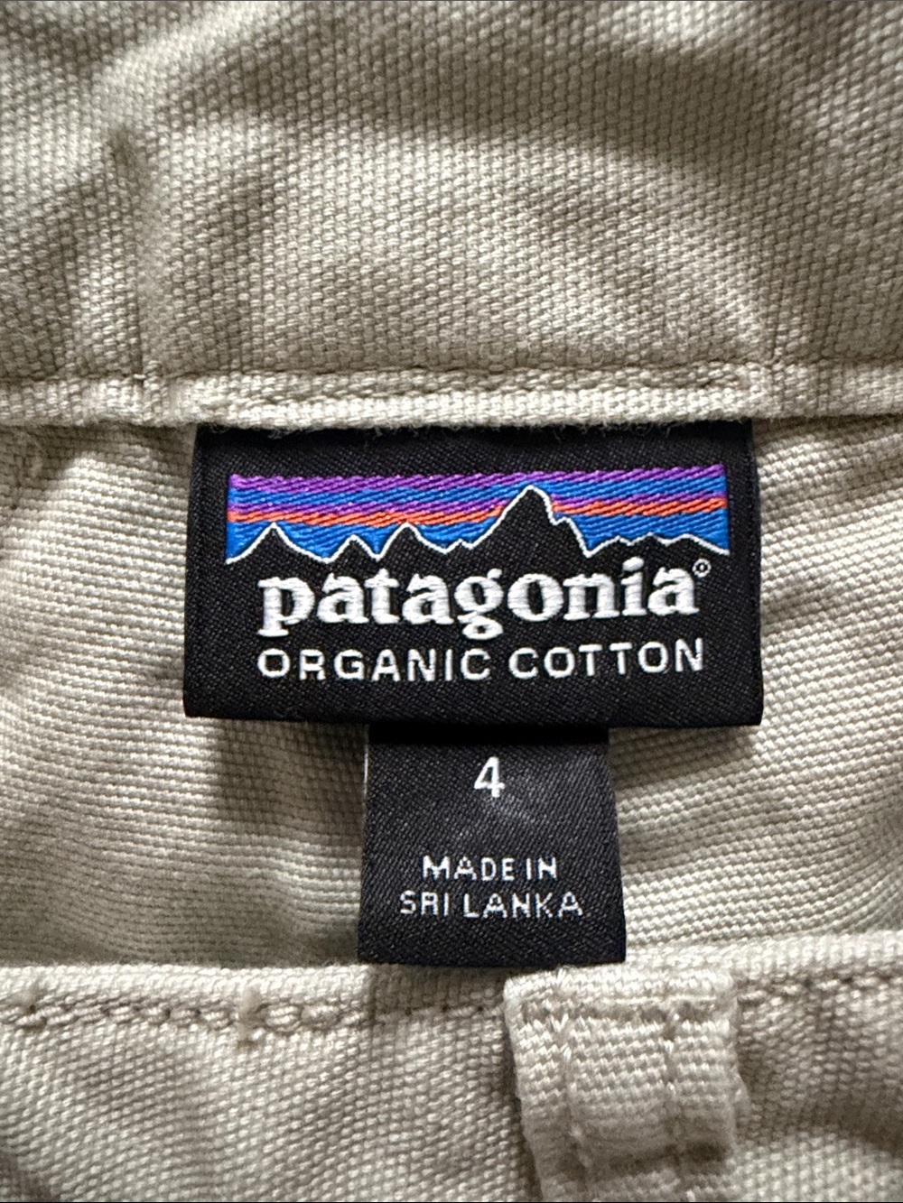 Patagonia Classic Women's High-Rise Khaki Shorts - Picture 4 of 4
